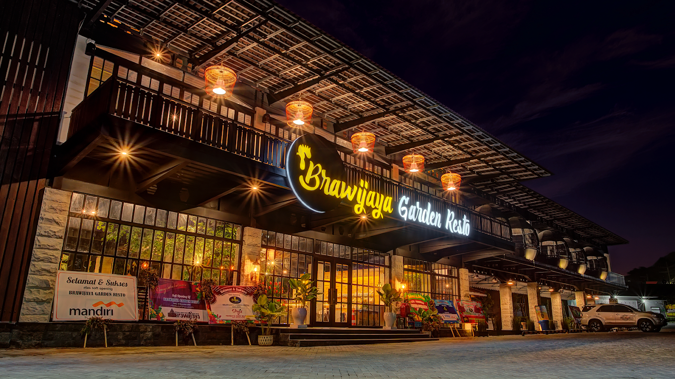 Bangunan bagian depan Brawijaya Garden Resto (Warung Sangguran).