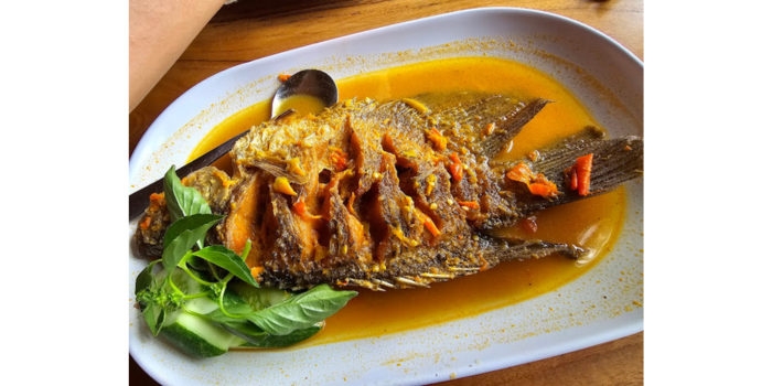 Hidangan di Warung Wareg Batu (SLI)