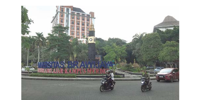 SINERGI: Universitas Brawijaya (UB) resmi kerja sama dengan Pemkot Batu untuk mengakomodasi program seribu sarjana. (SATRIA CAHYONO/RADAR BATU)