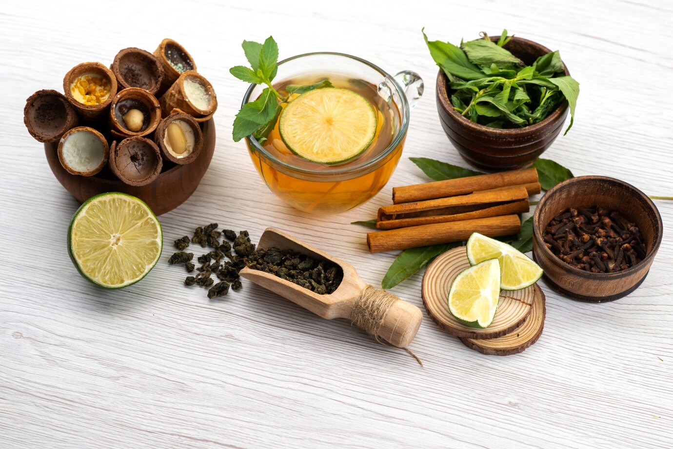 Ilustrasi. Beberapa tanaman herbal mudah di dapat yang ampuh atasi lonjakan gula darah. (freepik.com/ KamranAydinov)