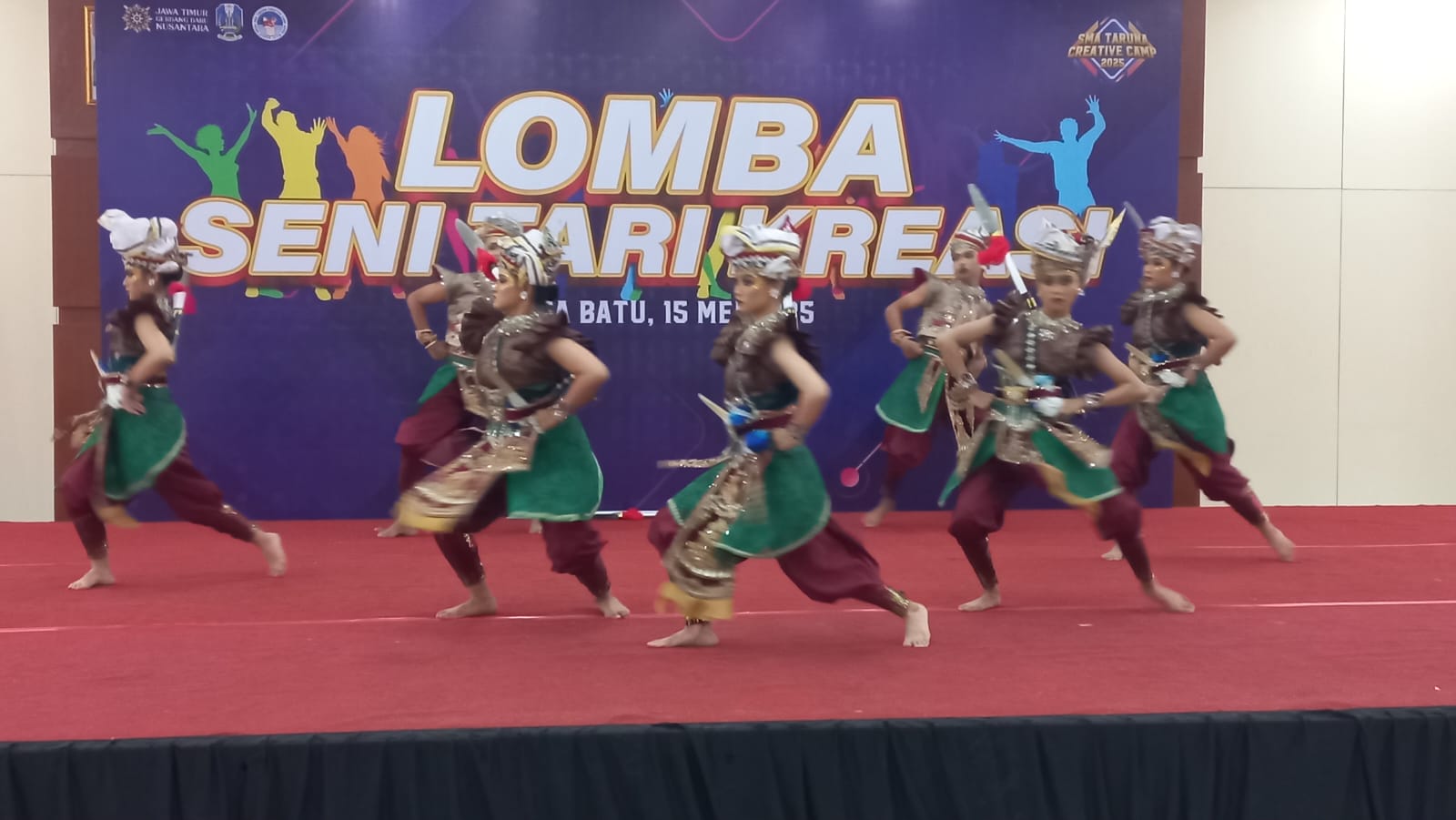 RANCAK: Tari kontemporer, salah satu perlombaan yang diikuti oleh SMAN 5 Taruna Brawijaya Jatim.