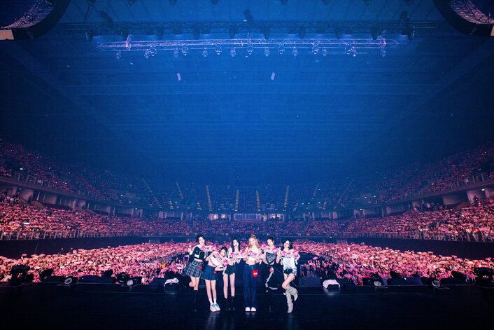 Konser BABYMONSTER di Bangkok (X @YGBABYMONSTER_)