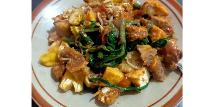 Rujak cingur (dapurumami.com).