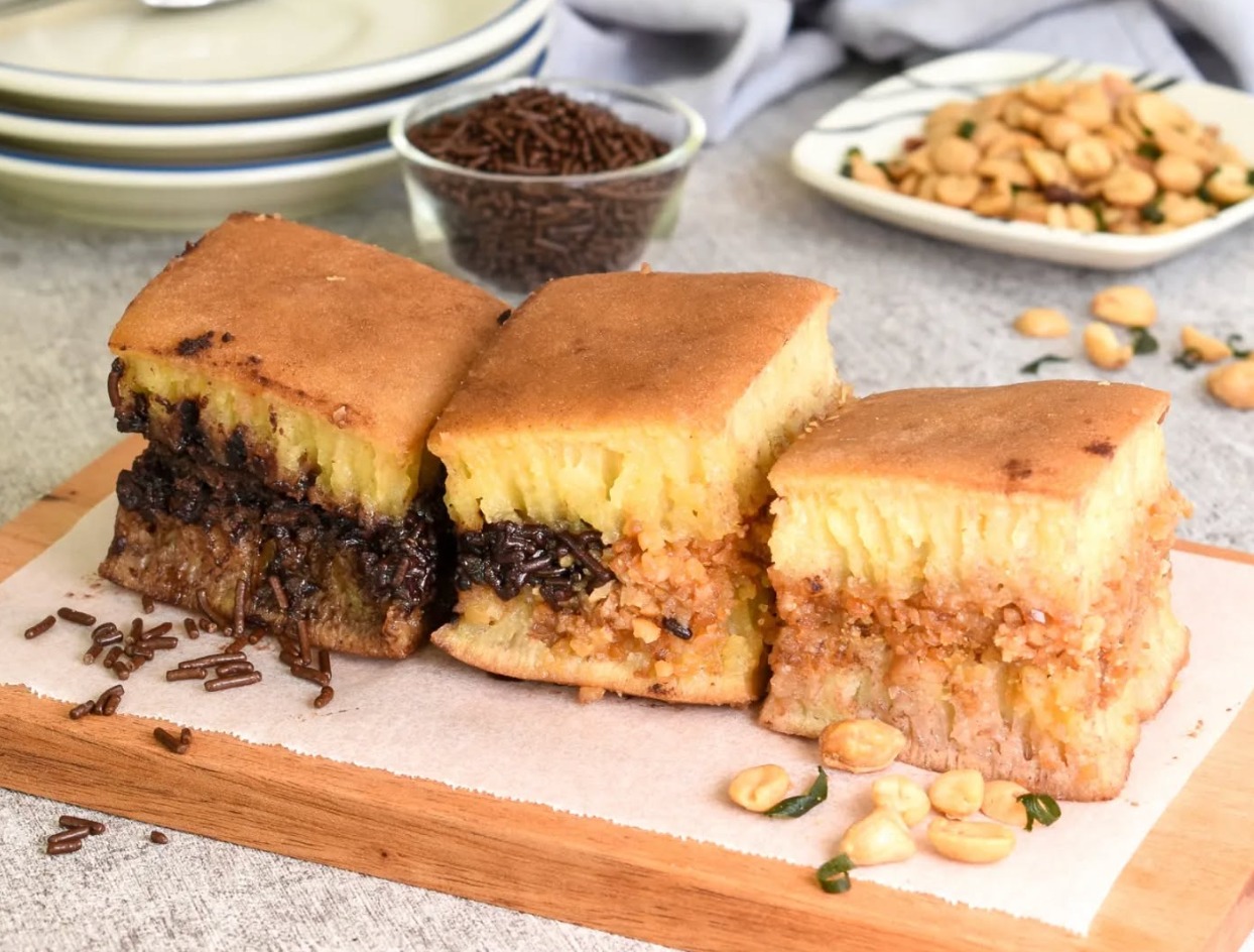 LEGIT : Potret terang bulan dari Kedai Hawaii Batu Martabak dan Terang Bulan Premium