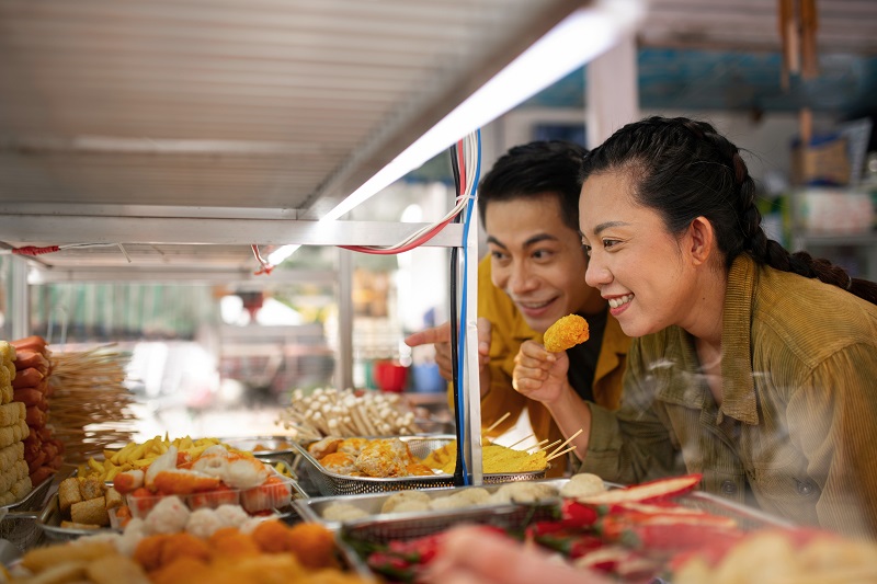 NGEMIL ASYIK: Menjelajahi Kuliner di Pujasera Alun-Alun Batu yang Lagi Hits!