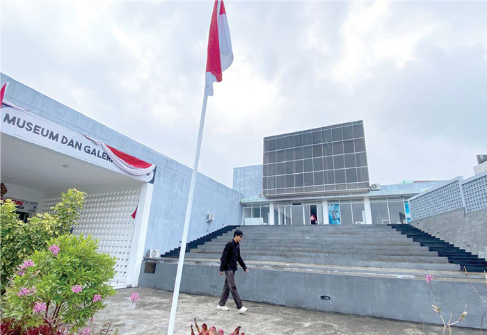 BAKAL DIPERBAIKI: Lokasi Eks Museum HAM Omah Munir tak beroperasi usai kebakaran pada Februari 2025 lalu.
