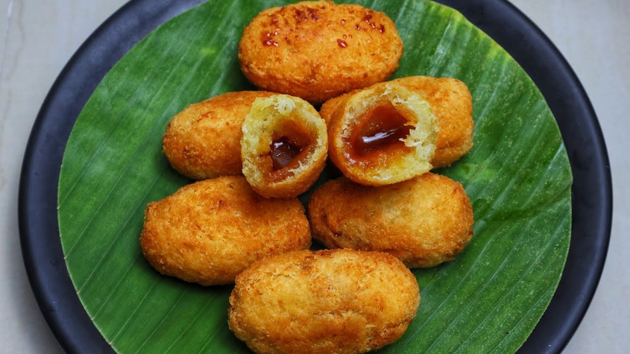 LEGIT: Manis legit gula merah berpadu dengan gurihnya singkong parut bikin jemblem ini nagih.