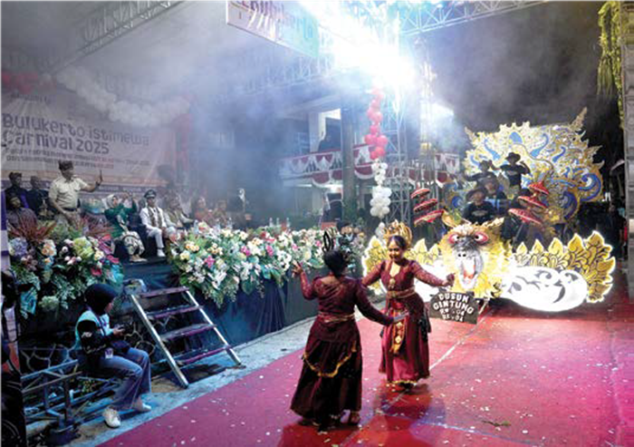 MERIAH: Karnaval di Desa Bulukerto sudah mengajukan izin kebersihan beberapa waktu lalu.