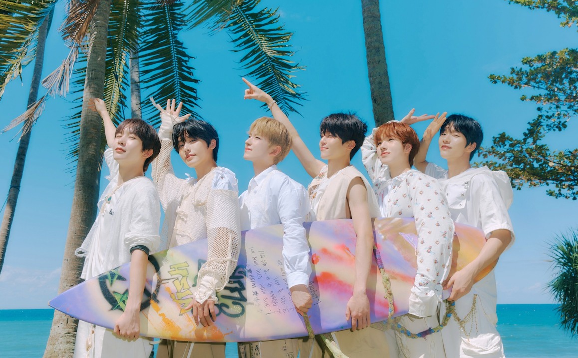 CERAH CERIA: NCT WISH yang suguhkan vibes musim panas yang menyegarkan di MV Surf