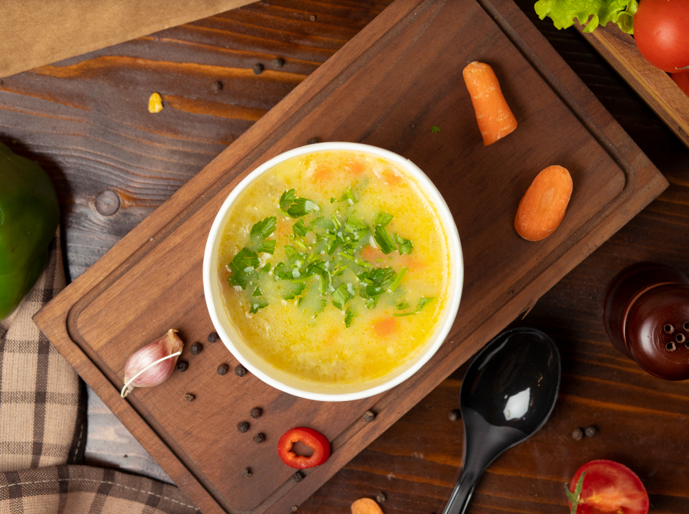 COMFORTING: Egg drop soup yang bisa membantu mempercepat pemulihan tubuh ketika flu.