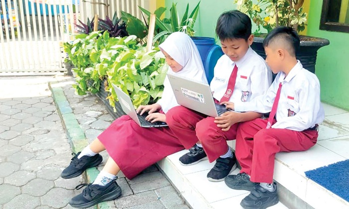 TAHAP PENGADAAN: Beberapa chromebook yang diakumulasi oleh Dinas Pendidikan Kota Batu beberapa waktu lalu.