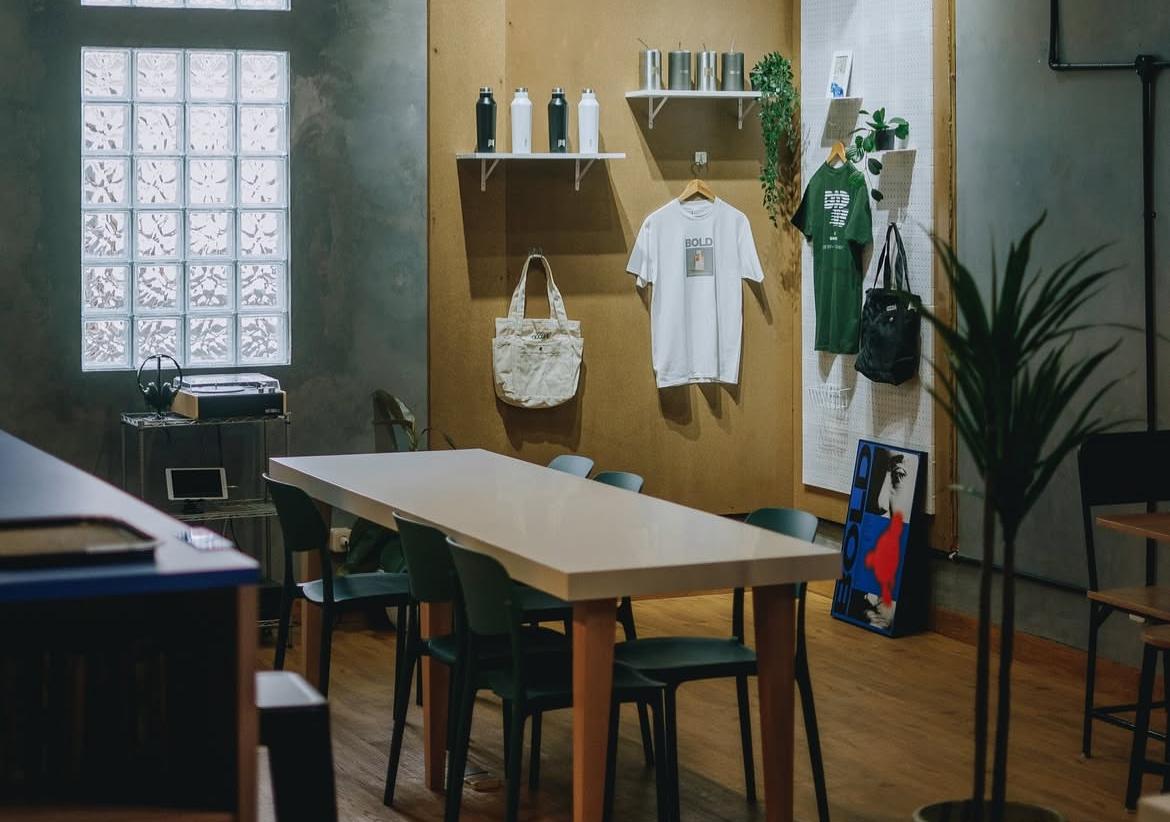 Salah satu ruangan yang cocok menjadi tempat rapat di Mao Place