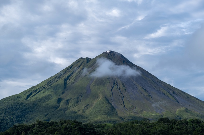 Ilustrasi Gunung