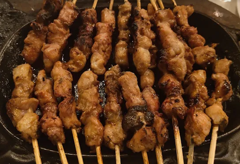 Nikmatnya sate kelinci di Kota Batu.