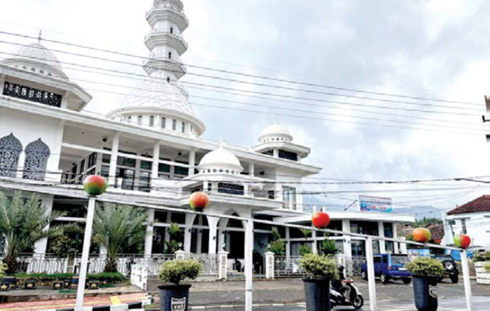 HARUS KANTONGI PBG SLF: Salah satu bangunan masjid di Kecamatan Batu beberapa waktu lalu.