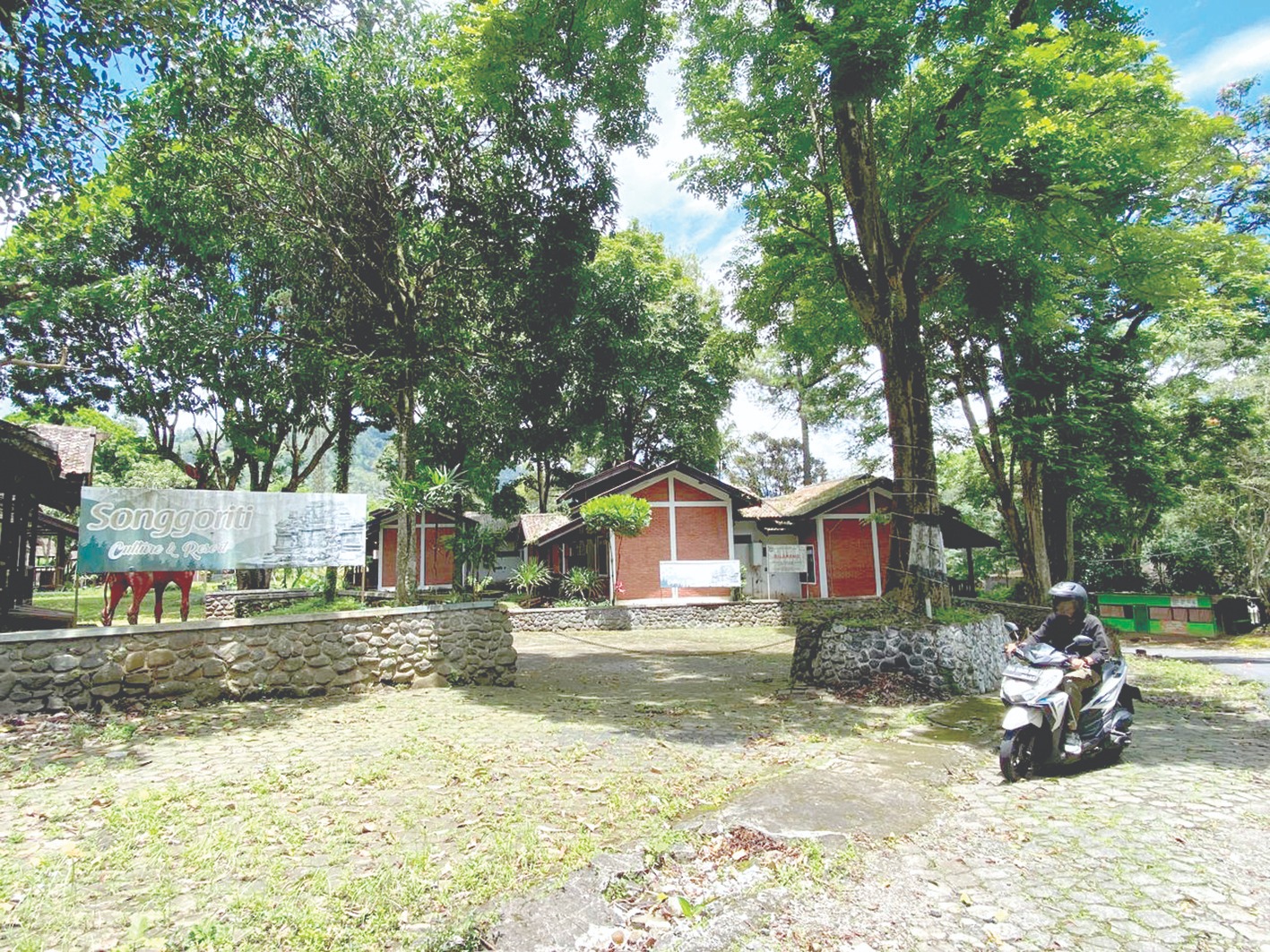 TAK TERAWAT: Kondisi Songgoriti Culture and Resort usai ditutup sejak lima tahun lalu