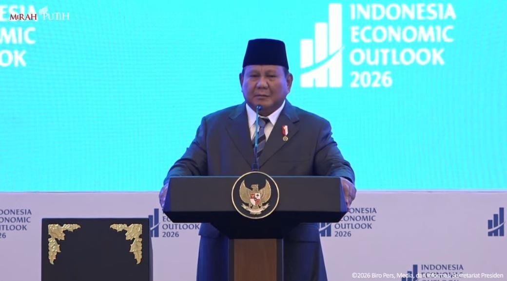 Presiden Prabowo Subianto dalam Indonesia Economic Outlook 2026 di Wisma Danantara Indonesia, Jakarta, Jumat (13/2). (YouTube Setpres)