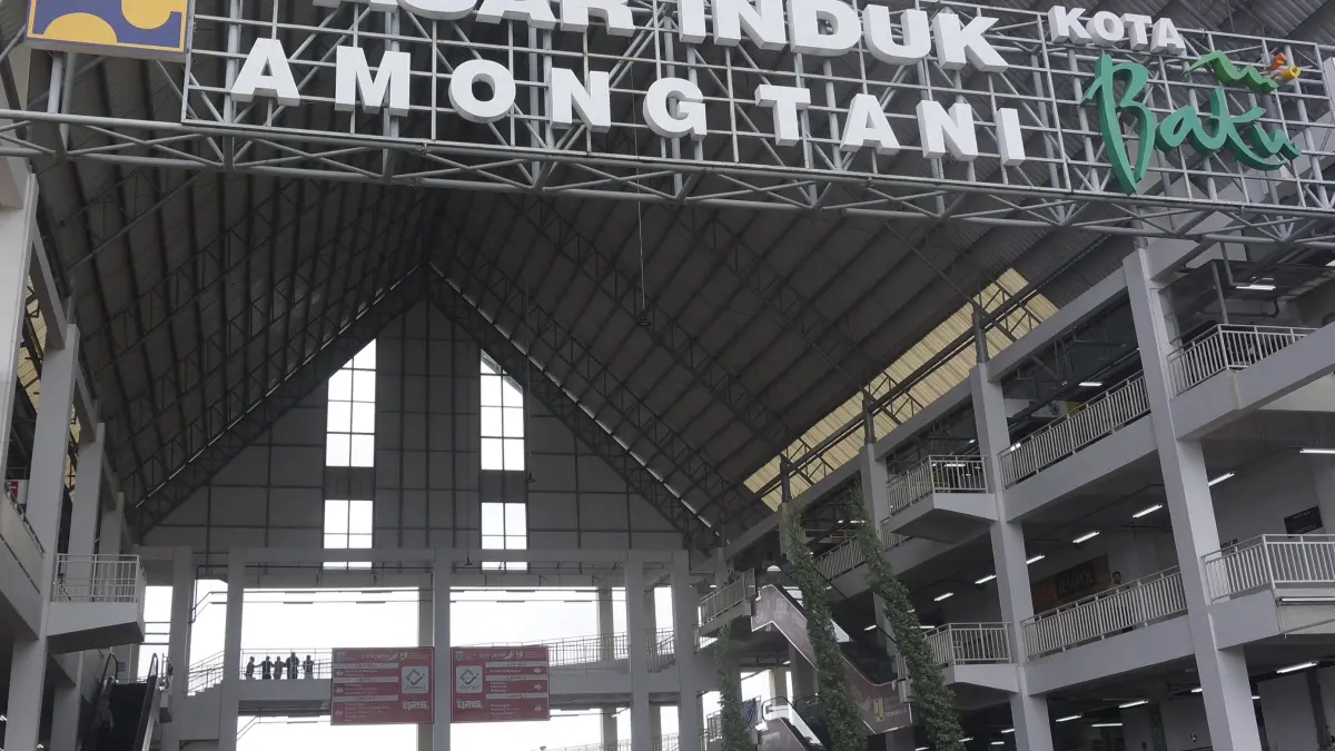 Pasar Induk Among Tani Kota Batu. RORI DINANDA BESTARI/RADAR BATU
