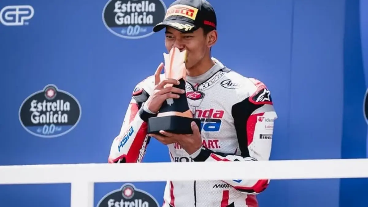 BISA TERULANG: Veda Ega Pratama saat mendapat P3 di GP Brasil. Balapan besok (29/3) di GP Amerika 2026 COTA, Austin, Veda berpeluang melesat ke depan dan kembali meraih podium.