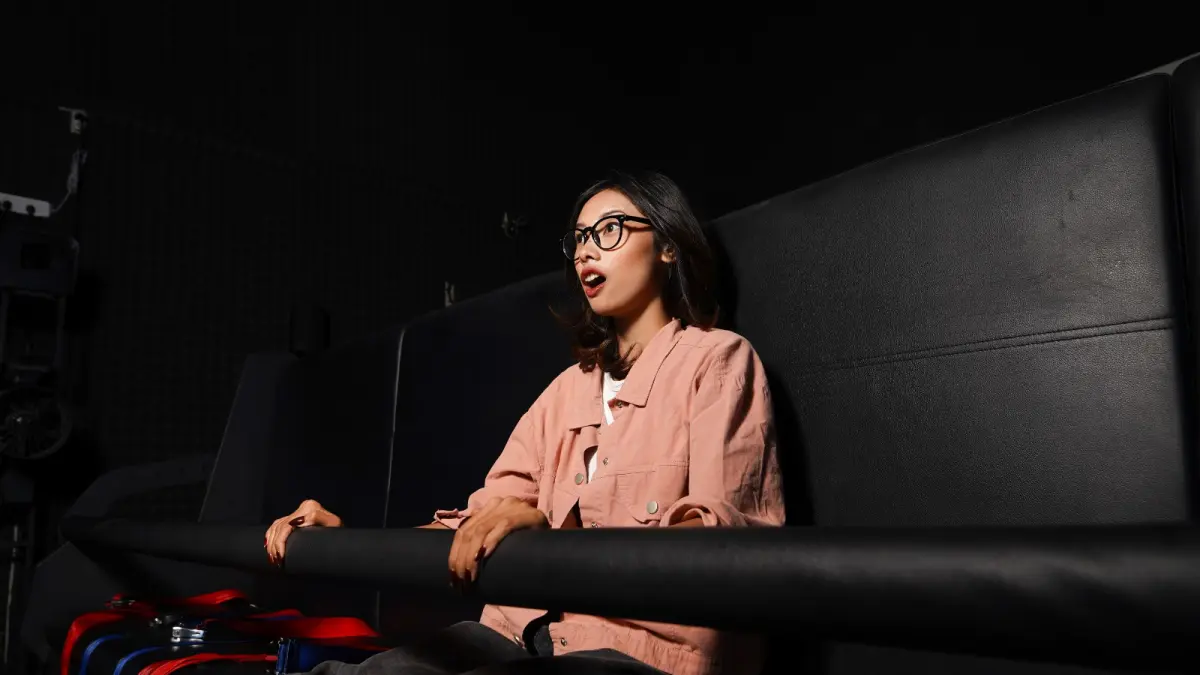 Skyride Flying Cinema Virtual Immersive Park Jatim Park 2, Sensasi Terbang 4D Menjelajah Dunia Bawah Tanah yang Imersif dan Tak Terlupakan