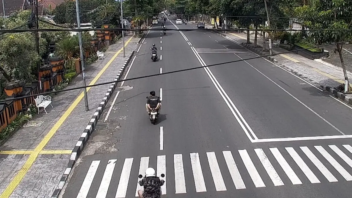 Pantauan Arus Lalu Lintas CCTV Depan Rumah Dinas Wali Kota Batu 22/04/2026 (CCTV Dishub Kota Batu)
