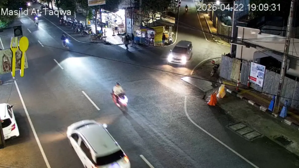 Pantauan Arus Lalu Lintas Kota Batu Rabu 22/04/26 di Malam Hari (CCTV Dishub Kota Batu)