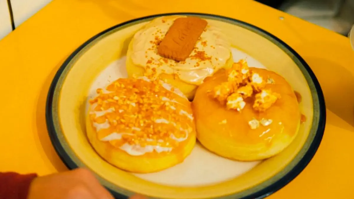 Donat lembut, topping kekinian, harga bersahabat (Instagram @bite.itdonut)