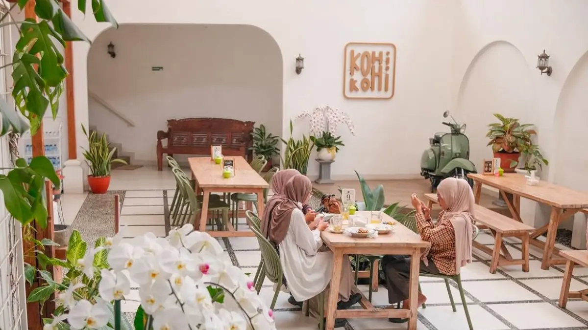 Kohi kohi kafe hidden gem di gang kecil (Instagram @kohikohi_batu)
