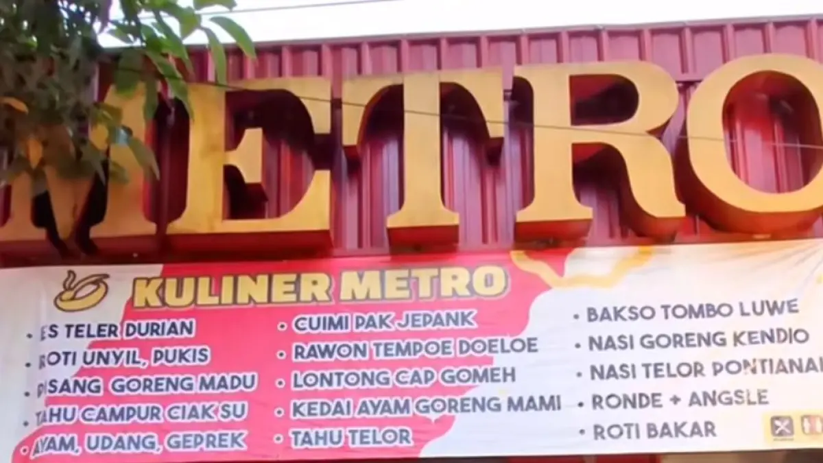 Kulineran di Pujasera Metro, banyak pilihan menu enak dengan harga ramah di kantong (Tiktok @sobat.jajan_id)