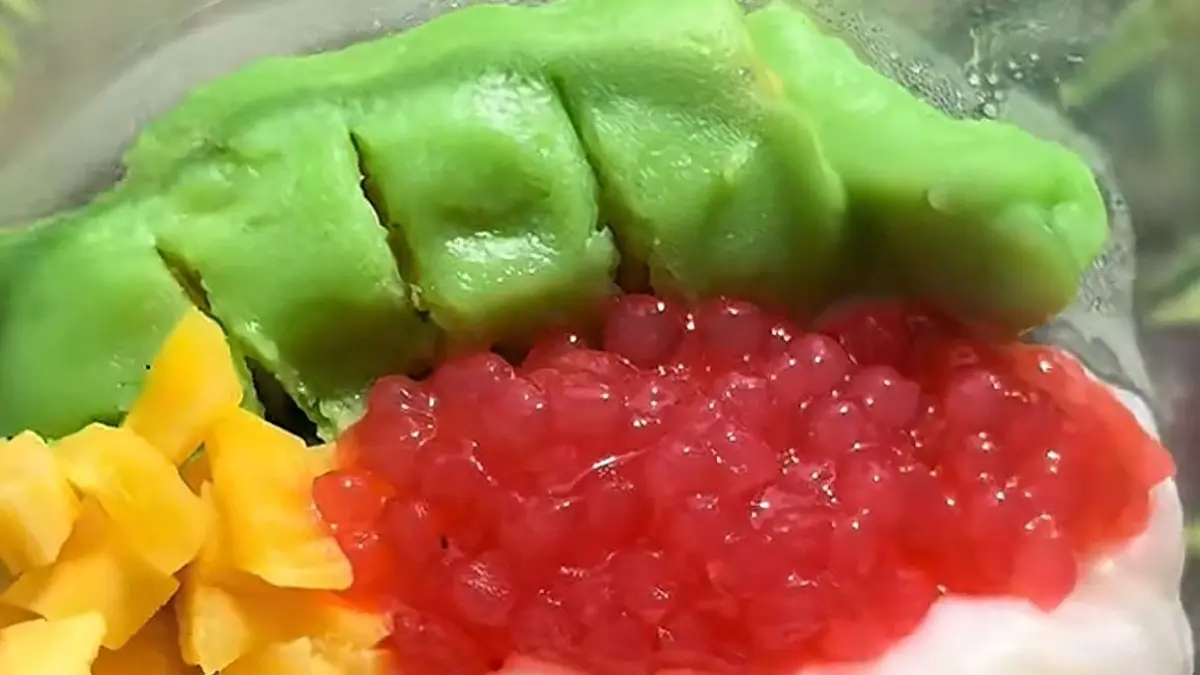 Rekomendasi es pisang ijo di Kota Batu (Tiktok @es.pisang.ijoku)