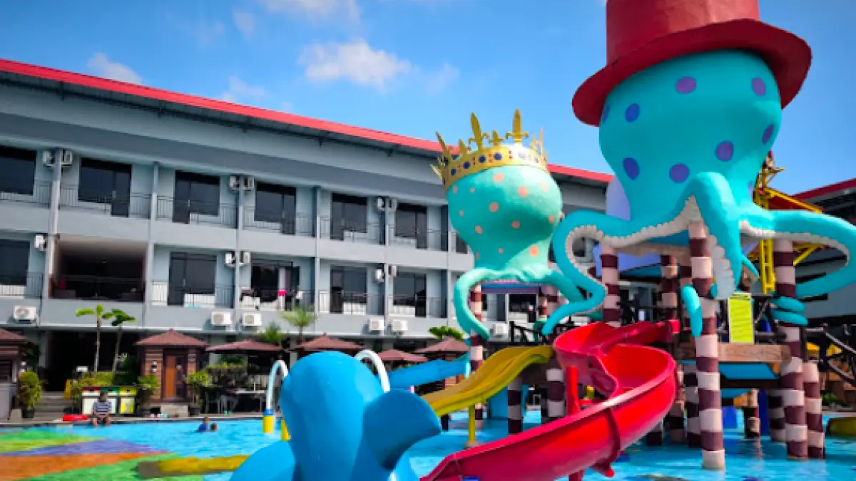 Batu Wonderland Water Resort (Sumber: Gmaps @Nisha Zitrah)
