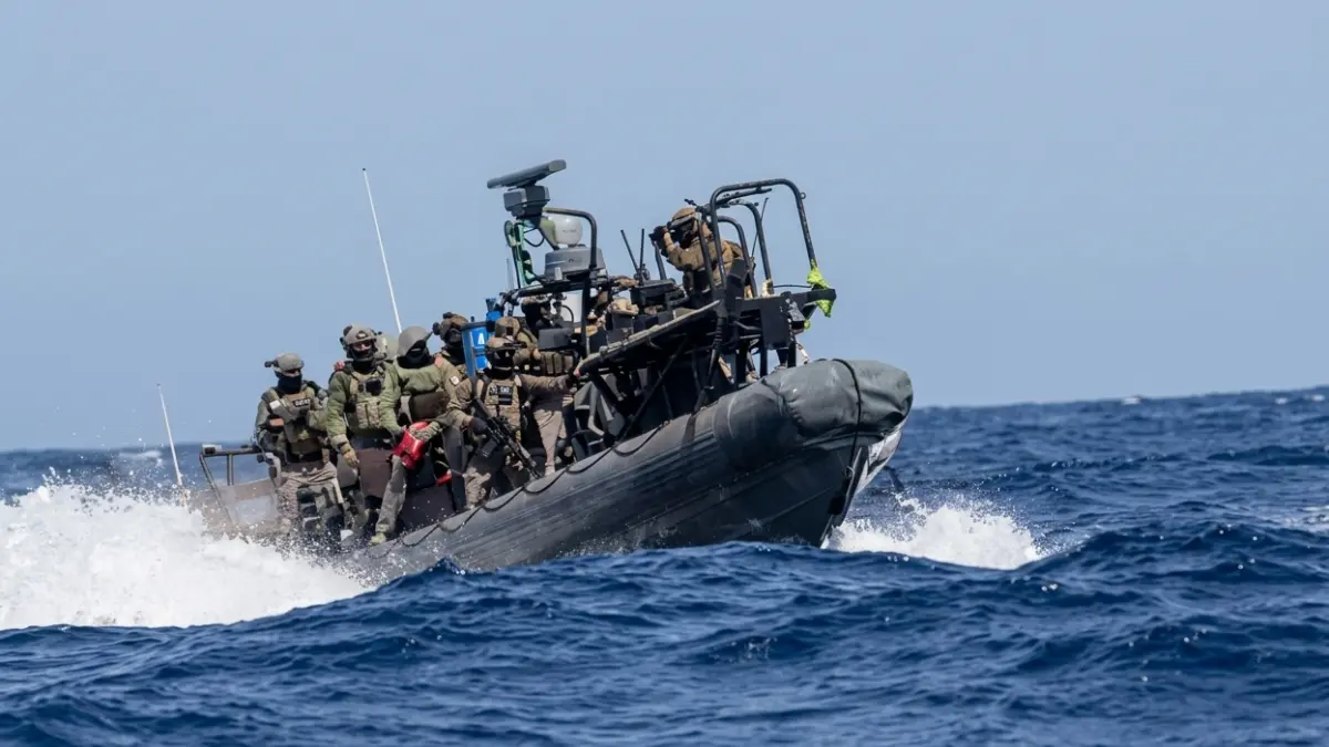 TENTARA ISRAEL: Mengepung Kapal Global Sumud Flotilla dan Menangkap Dua Jurnalis Republika. (Sumber: Istimewa)