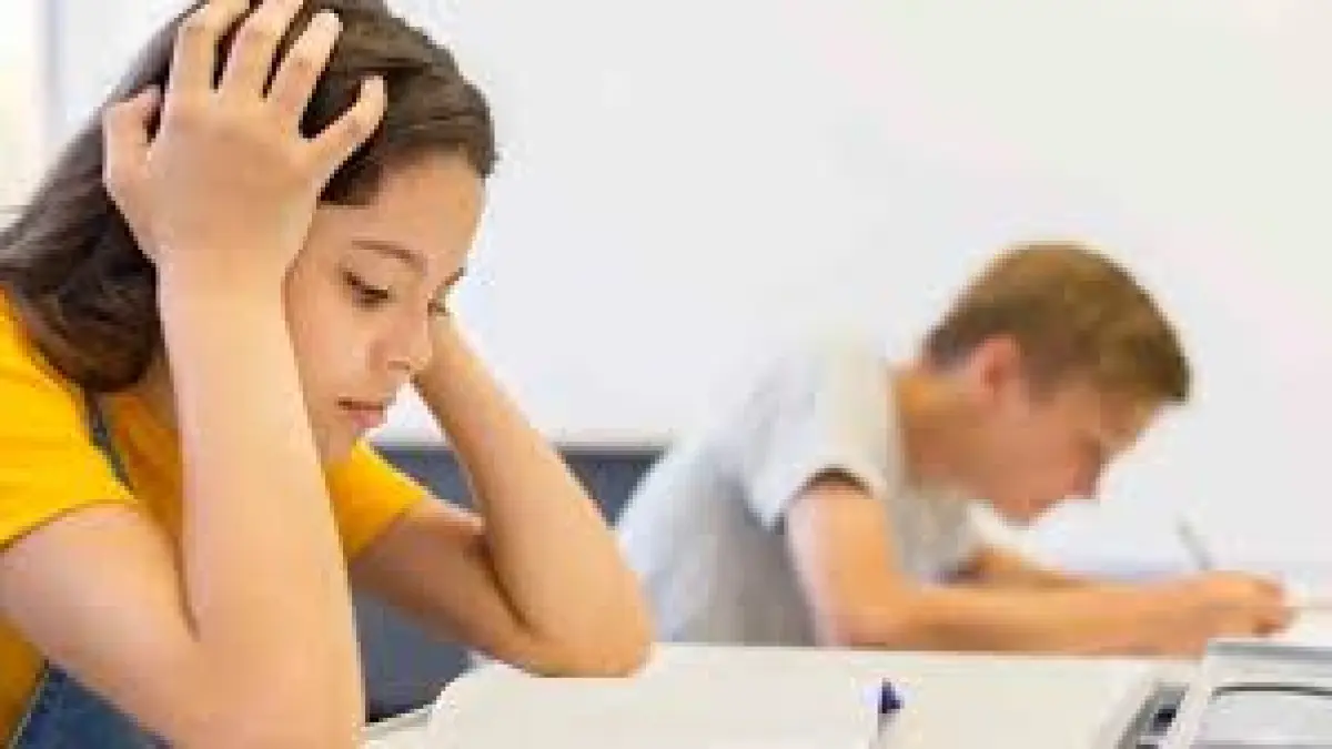 Ilustrasi siswa yang sedang kehilangan konsentrasi (Sumber: Cussons Kids)