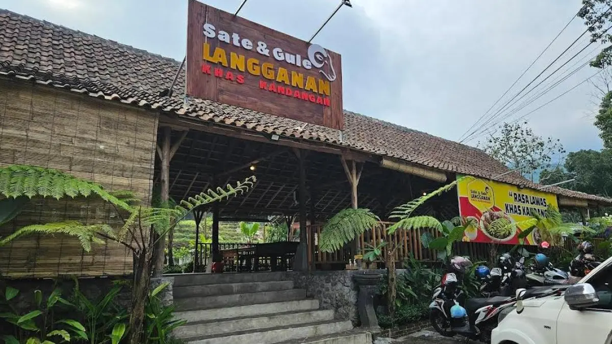 Restoran Sate & Gule Langganan Khas Kandangan. (Google Maps: Rizki Ayu)