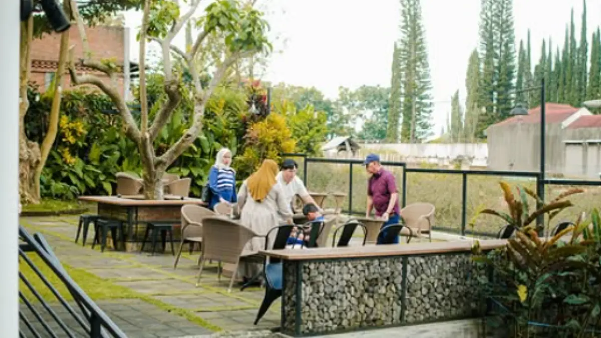 De Potrek Coffee Batu (Instagram @depotrek.coffee)