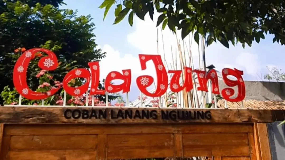 Pintu masuk Coban Lanang. (Instagram: @coban.lanang)