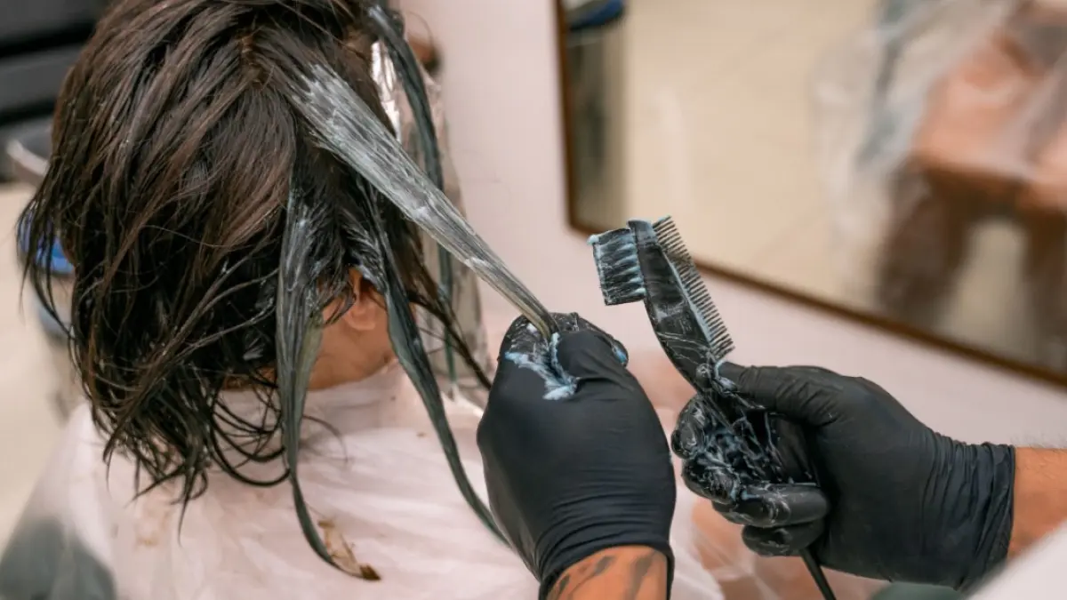 Jangan Asal Keramas! Ini Cara Merawat Rambut Setelah Pewarnaan