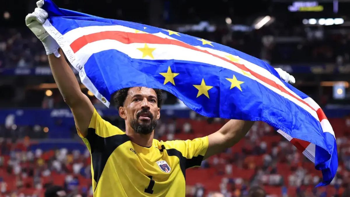 VOZINHA: Aksi Heroik Kiper 40 Tahun Bawa Cape Verde Imbangi Raksasa Spanyol.