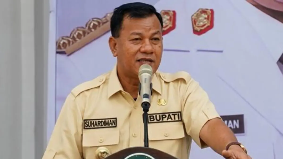 Bupati Kuantan Singingi (Kuansing) Suhardiman Amby. (Istimewa).