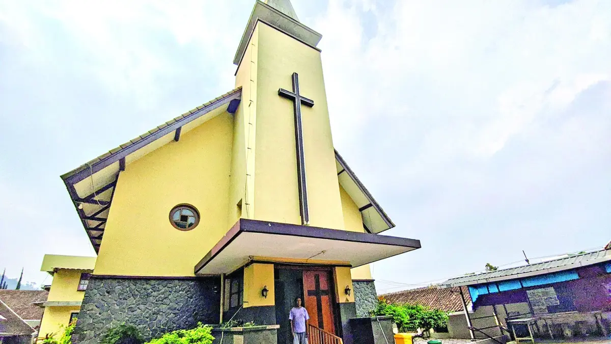 MENDAPAT SUBSIDI: Gereja Jago di Desa Pesanggrahan menjadi salah satu tempat ibadah yang akan menerima subsidi listrik dari Pemkot Batu.