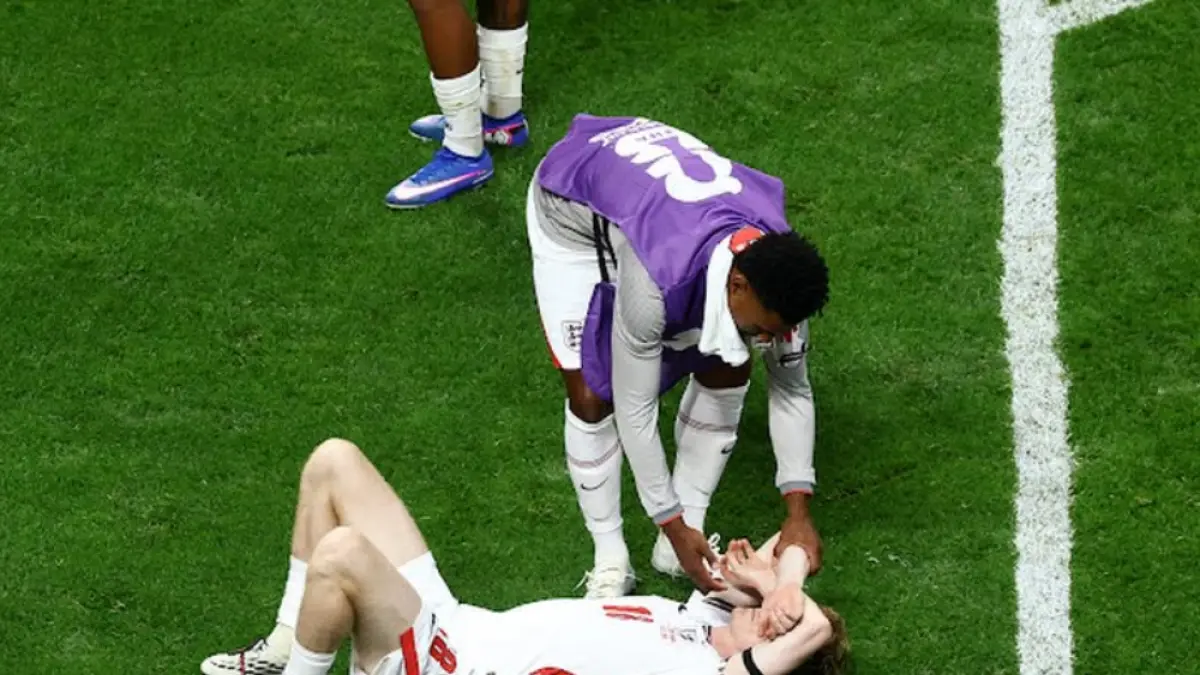 INGGRIS VS ARGENTINA: Keputusasaan pemain Timnas Inggris atas kekalahan dalam menghadapi Argentina dengan perolehan skor 2-1.