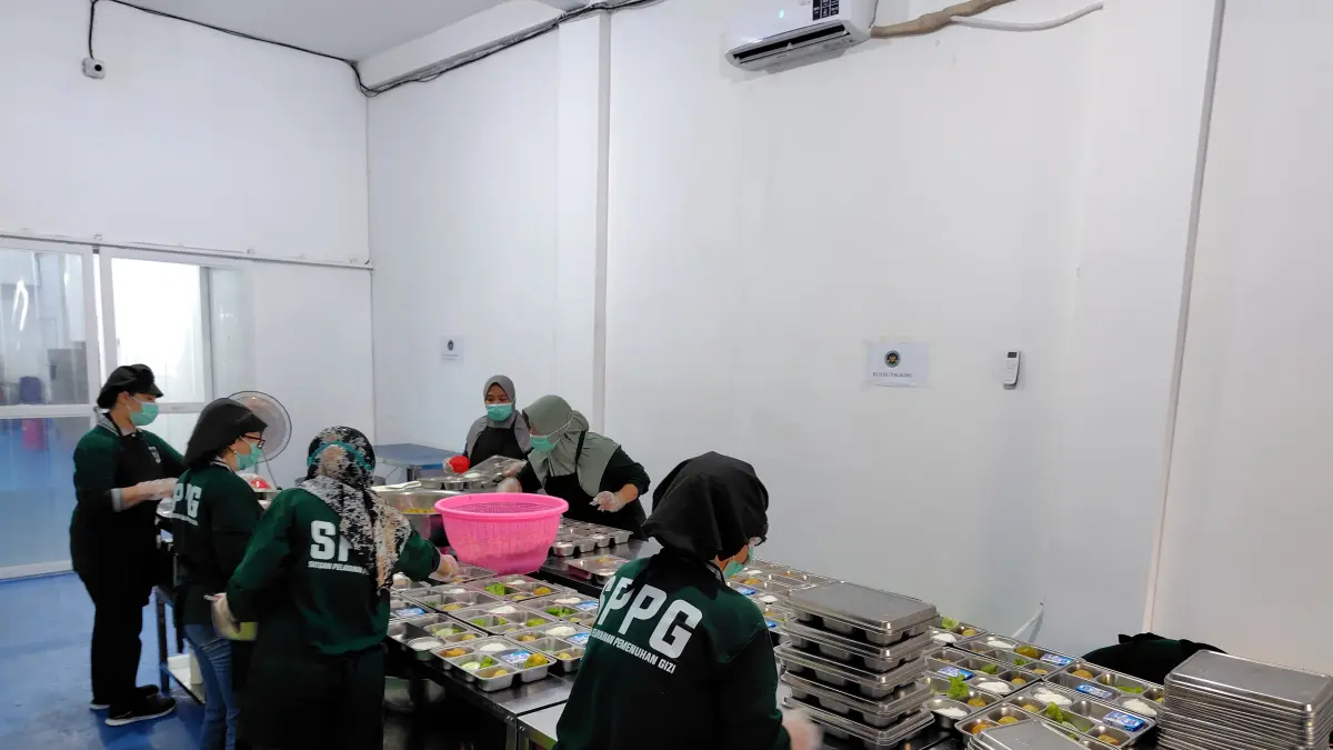 KANTONGI SLHS: Salah satu dapur SPPG bersiap untuk beroperasi beberapa hari lalu.