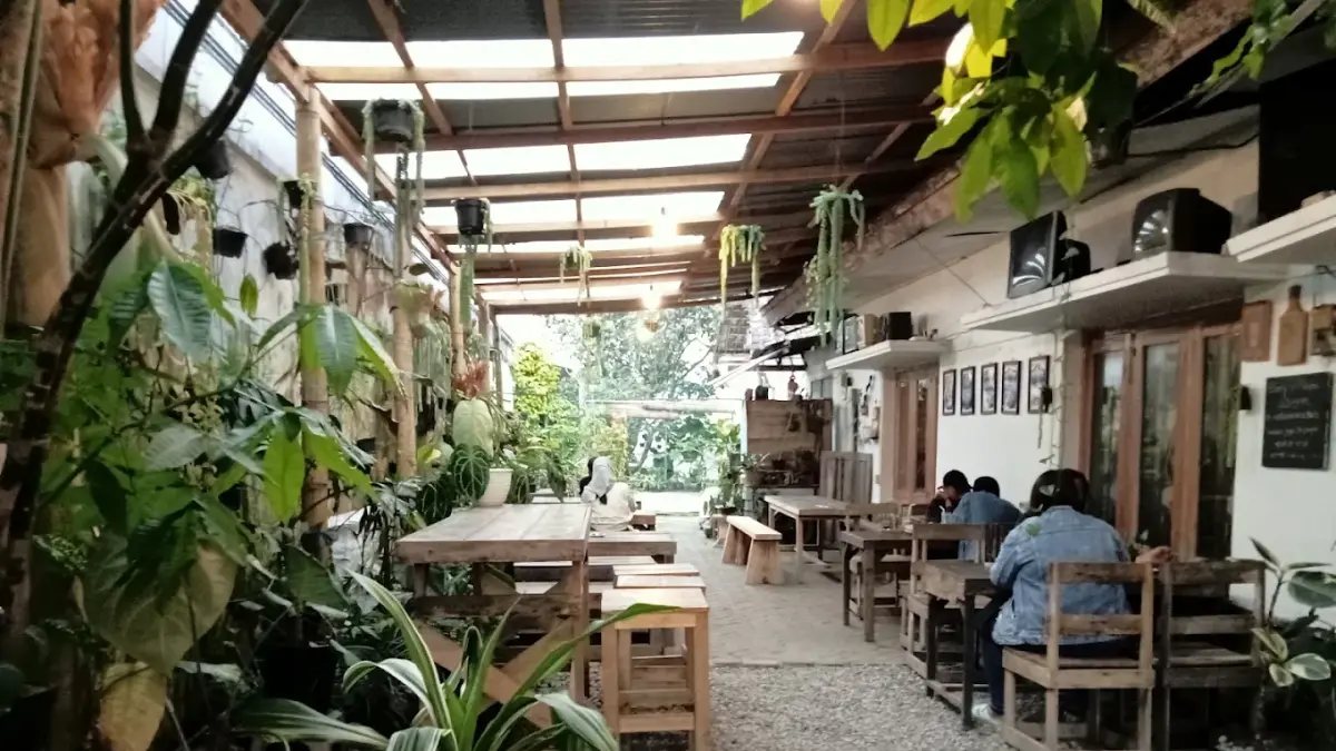 Van Hoven Coffee Roastery yang juga dikenal sebagai Kopi Van Hoven (Google Maps/Ita Irawaty)