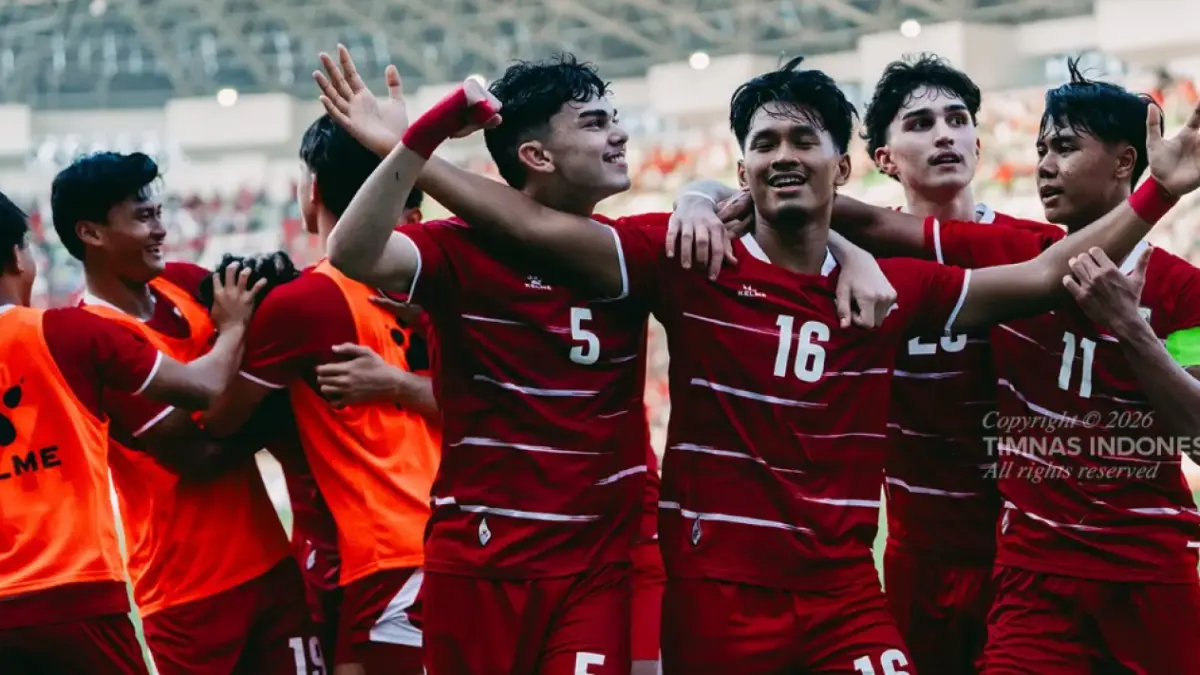 Timnas Indonesia U-20. Sumber: https://thumbs.tvonenews.com/thumbnail/2026/08/21/6a882b30579d5-timnas-indonesia-u-20_990_557.webp 