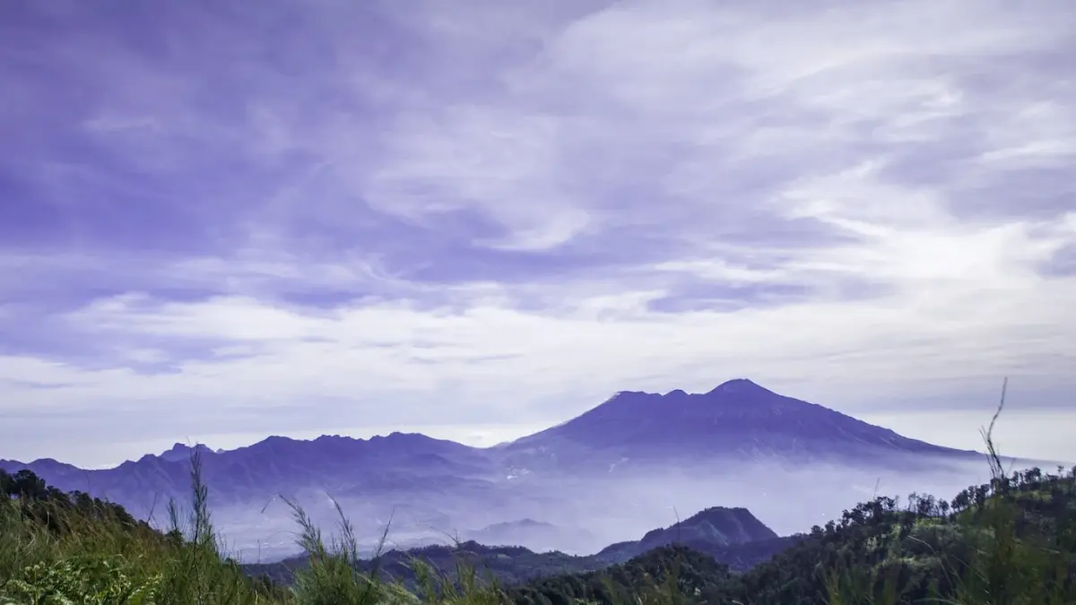 Gunung Butak, Perbatasan Kota Batu dan Kabupaten Malang. Foto: Didik Dangerous