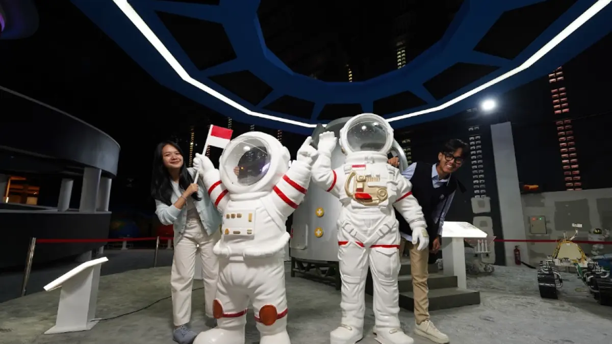Zona Antariksa Museum Mega Science Center (Jatim Park Group for Radar Batu)