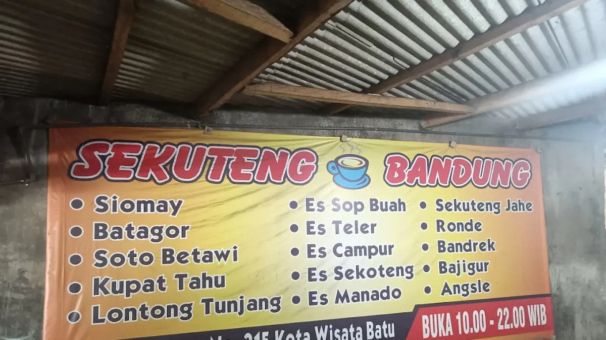 Sekuteng Bandung di Kota Batu menawarkan beragam pilihan menu, mulai dari sekuteng jahe, ronde, bandrek, bajigur, angsle, hingga makanan dan minuman lainnya. (Google Maps/iAN Ariesto)