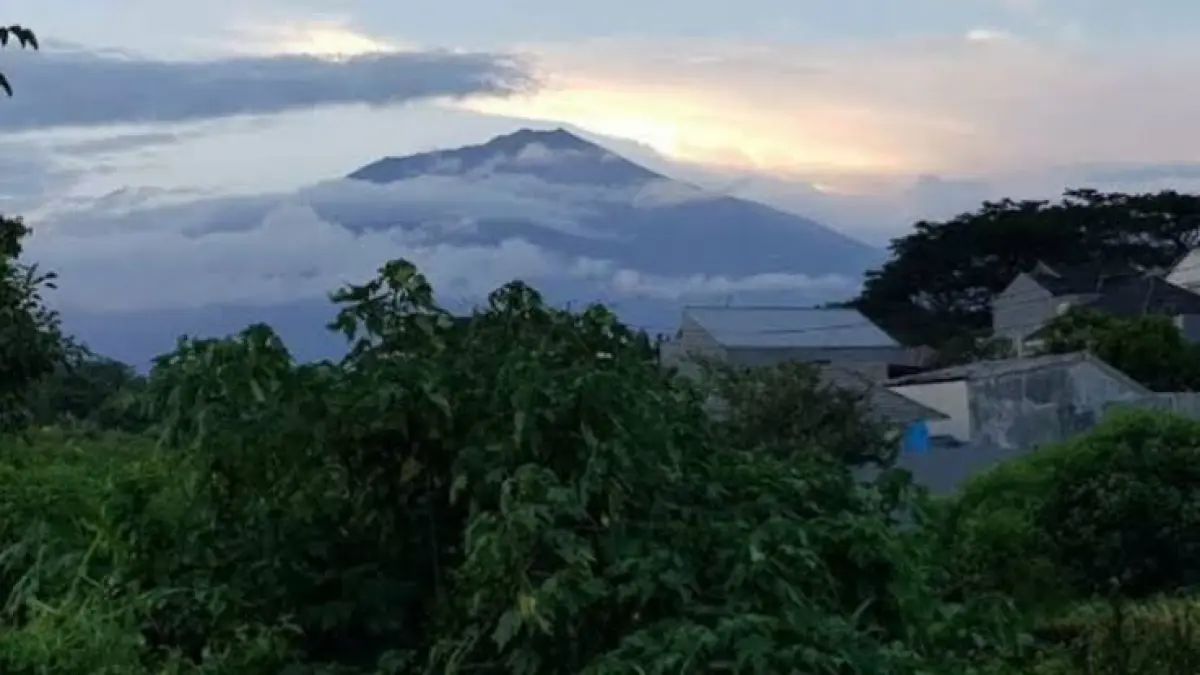 Cuaca cerah di Kota Batu. Foto: Wearemania