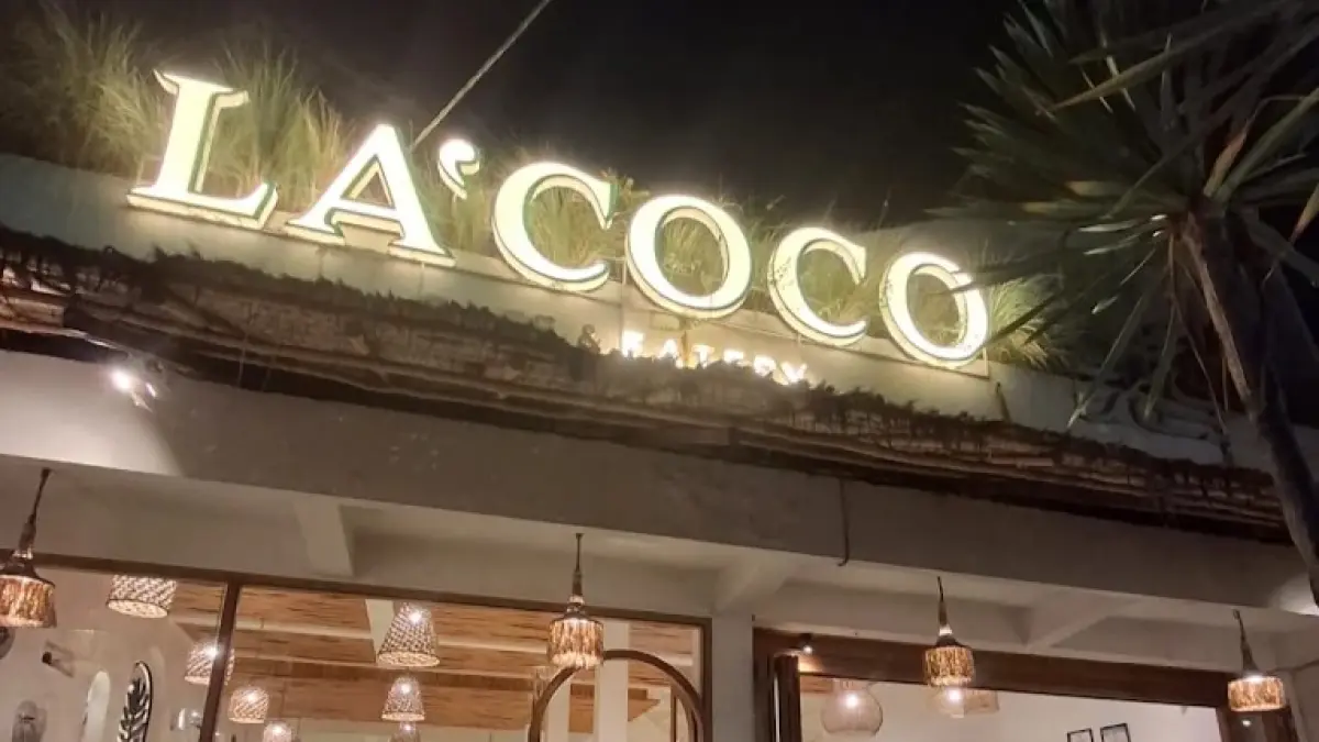La’Coco Cafe & Eatery Batu di Jalan Panglima Sudirman menawarkan beragam menu, mulai makanan berat, camilan hingga minuman. (Google Maps/Sandy Tri Bintoro)
