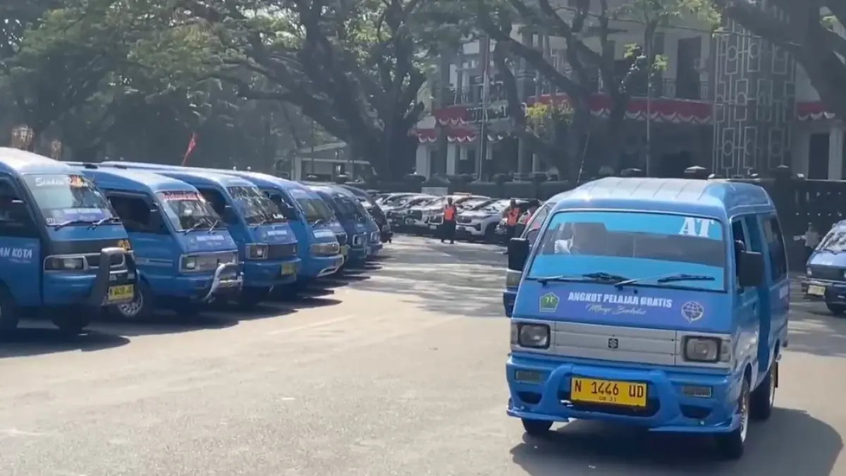 Ilustrasi angkot dengan rute Terminal Arjosari menuju Tidar, Kota Malang. Foto: RRI